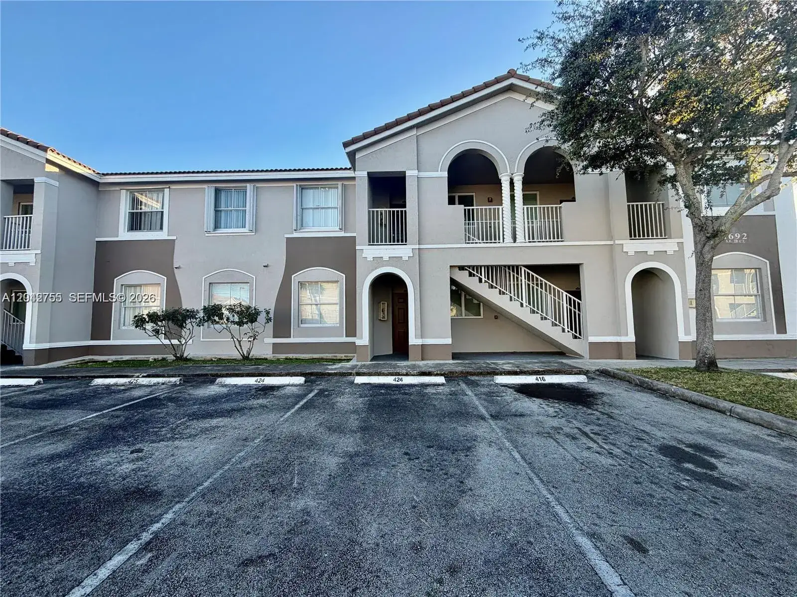 3 bedroom 2 bath Residential Lease for rent at 1543 SE 25th St # 207, Homestead FL 33035