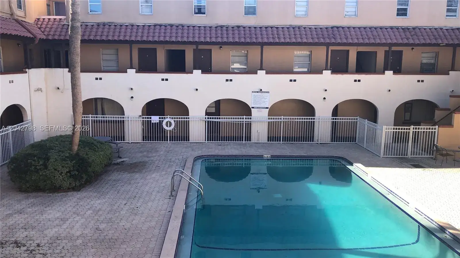 4 bedroom 1 bath Residential for sale at 914 SW 8th Avenue # 57, Gainesville FL 32601