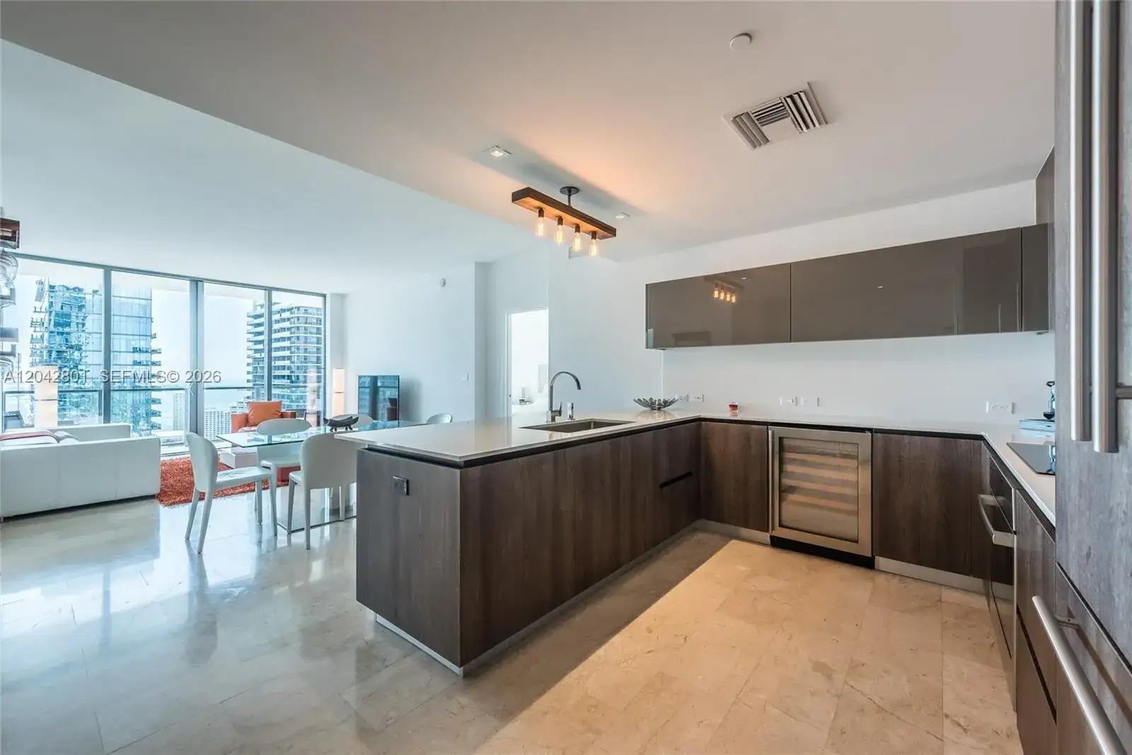 2 bedroom 2 bath Residential for sale at 88 SW 7 Street # 3403, Miami FL 33130