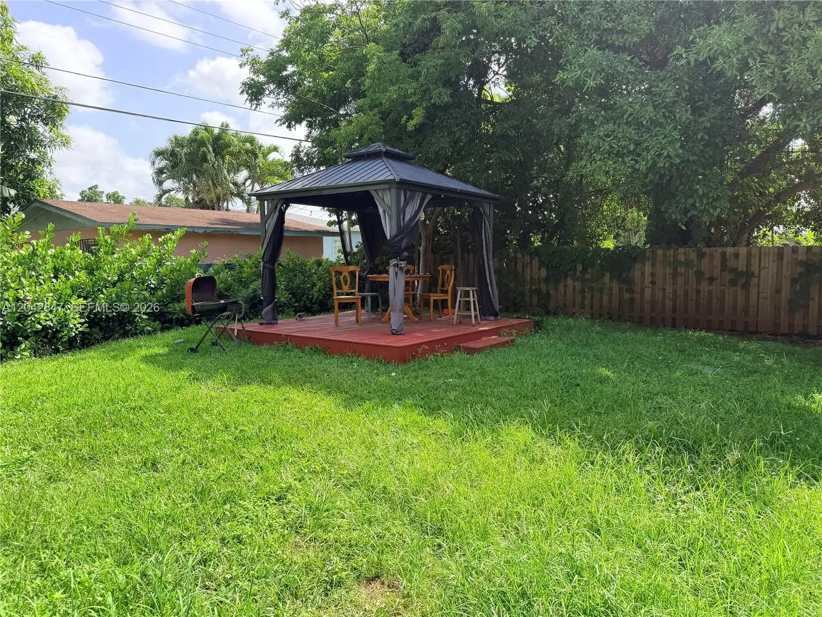 2 bedroom 1 bath Residential Lease for rent at 428 NW 82nd Ter # 426, Miami FL 33150