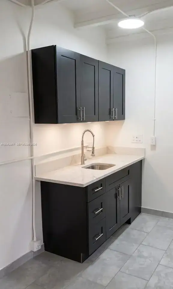 1 bedroom 1 bath Residential Lease for rent at 240 SW 6th St # 1, Belle Glade FL 33430