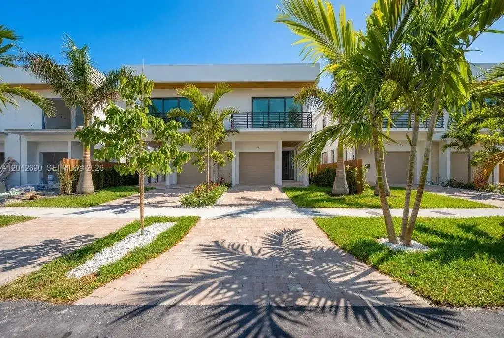 3 bedroom 3 bath Residential Lease for rent at 1316 NE 16th Ter # A, Fort Lauderdale FL 33304