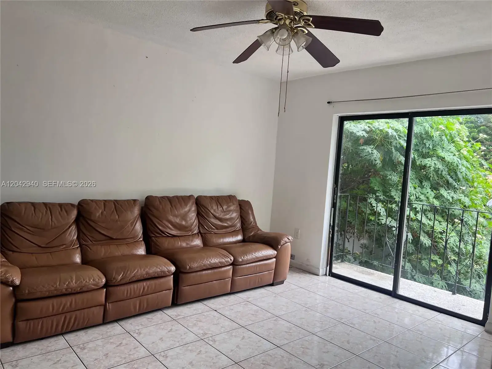 2 bedroom 1 bath Residential Lease for rent at 608 SW 15th Ave # 3, Miami FL 33135