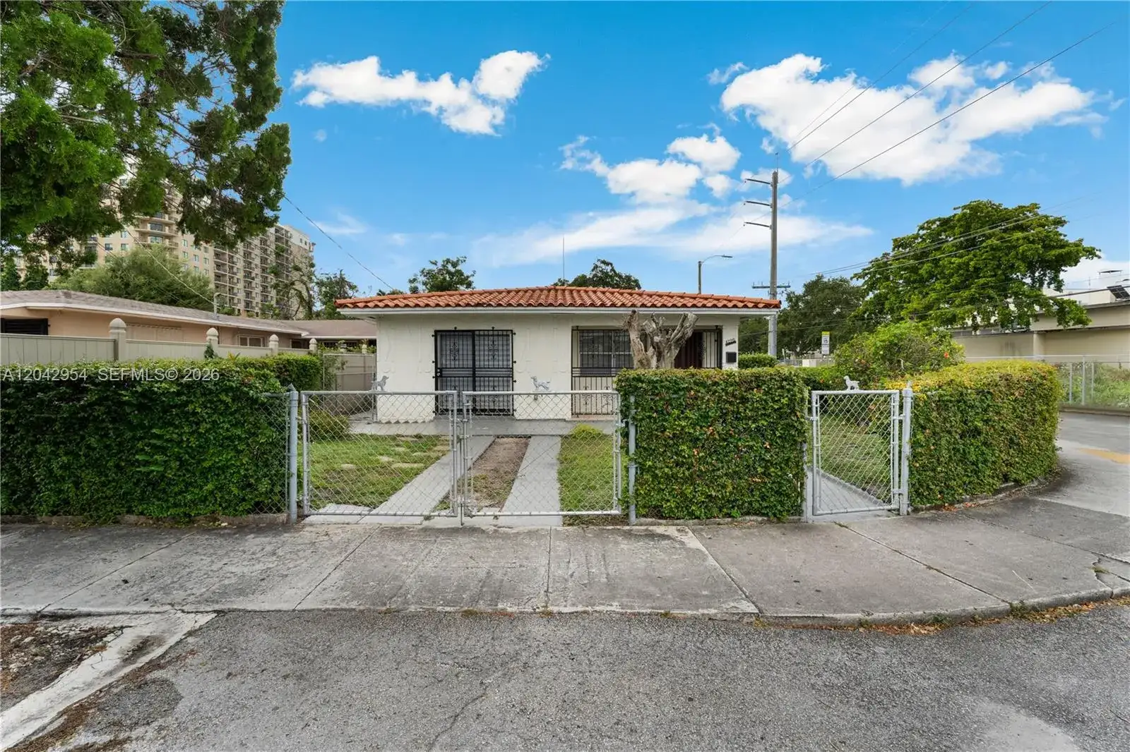 3 bedroom 2 bath Residential Lease for rent at 4296 NW 2nd Ter # 4296, Miami FL 33126