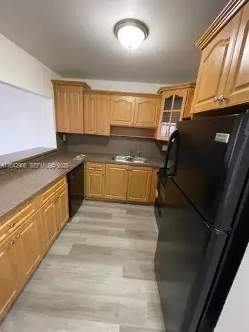 2 bedroom 1 bath Residential for sale at 6125 W 20th Ave # 312, Hialeah FL 33012