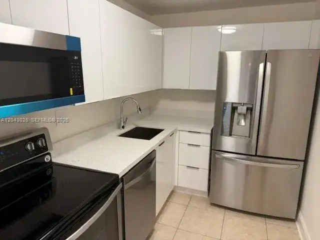 2 bedroom 2 bath Residential for sale at 8405 NW 8th St # 303, Miami FL 33126
