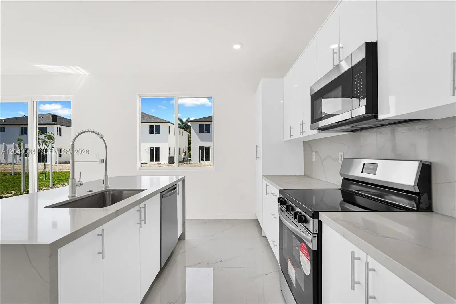 5 bedroom 4 bath Residential for sale at 22555 SW 125th Ave # 13A, Miami FL 33170