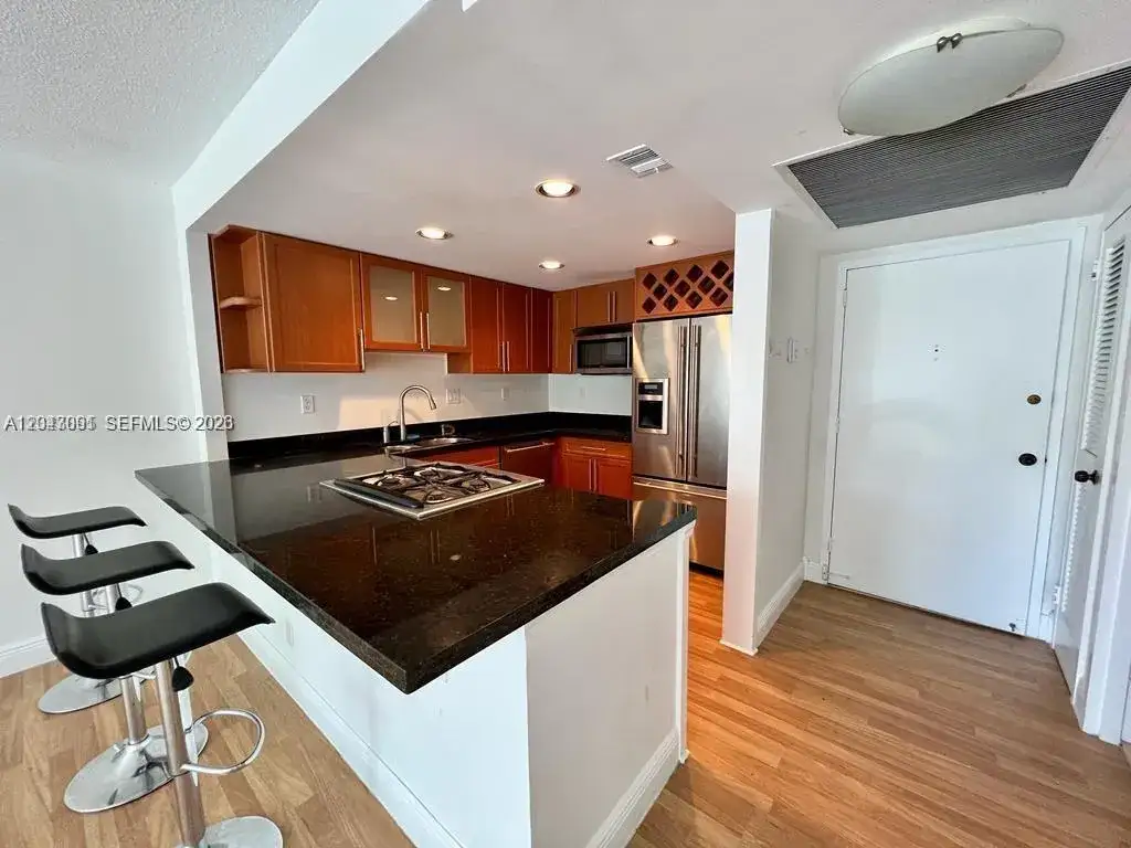 1 bedroom 1 bath Residential Lease for rent at 2030 S Ocean Dr # 211, Hallandale Beach FL 33009