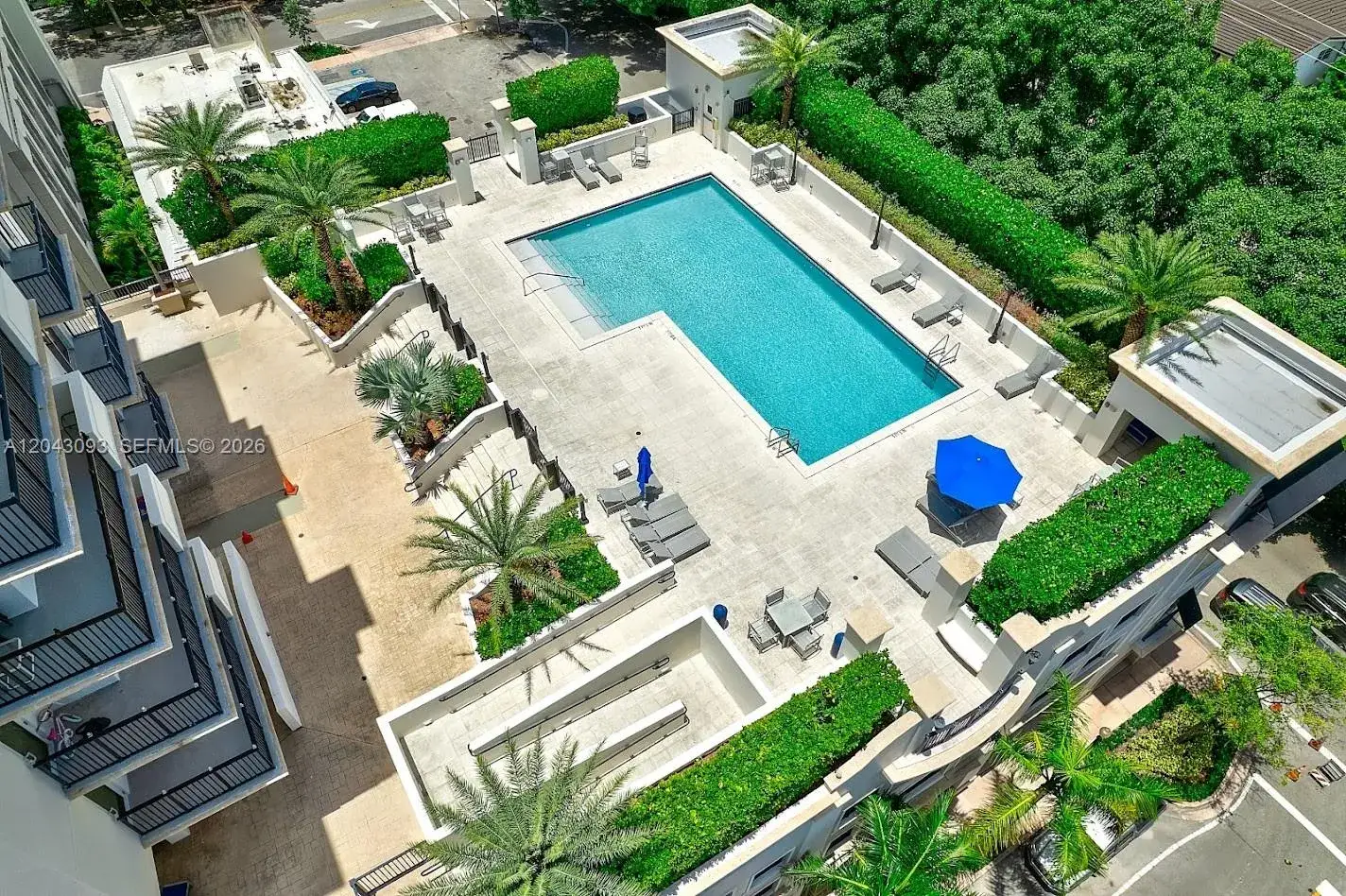 2 bedroom 2 bath Residential for sale at 4100 Salzedo St # 502, Coral Gables FL 33146