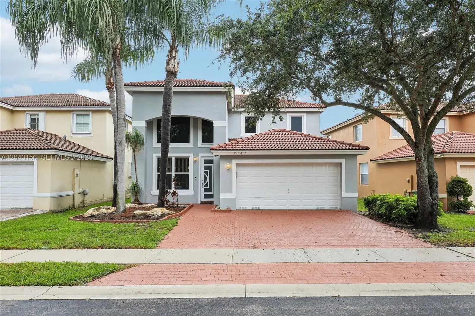 4 bedroom 3 bath Residential for sale at 2162 NW 77th Ter, Pembroke Pines FL 33024
