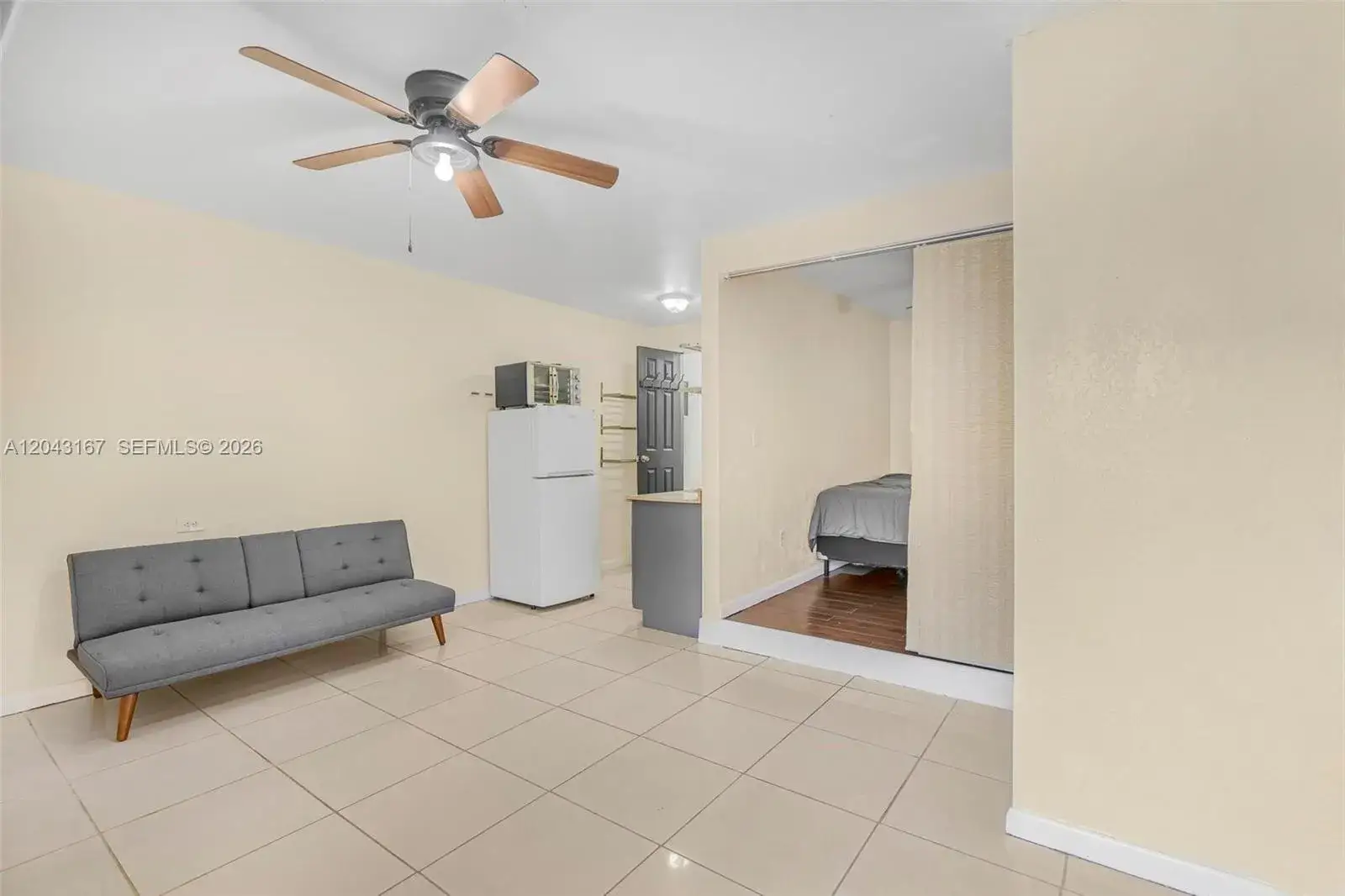 1 bedroom 1 bath Residential Lease for rent at 12426 SW 259th St # A, Homestead FL 33032