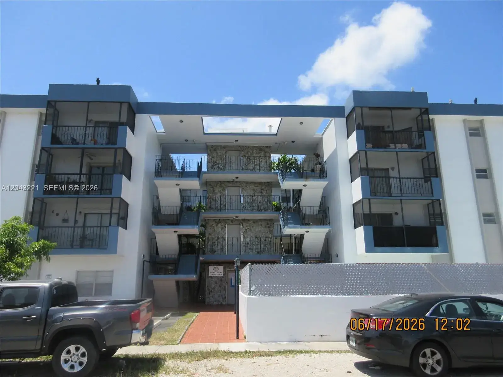 1 bedroom 1 bath Residential for sale at 1230 NE 139th St # 309, North Miami FL 33161