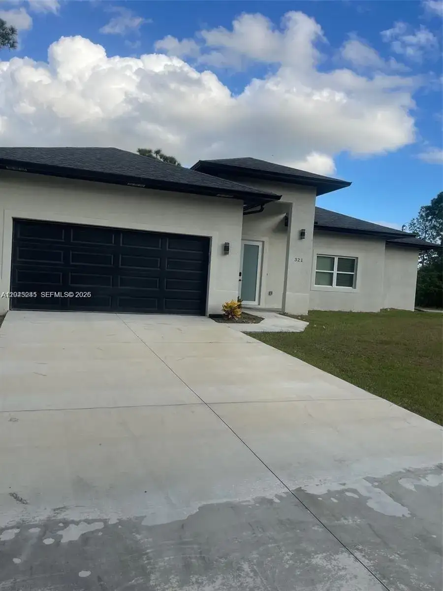 4 bedroom 3 bath Residential Lease for rent at 321 S Briggs # 0, Lehigh Acres FL 33974