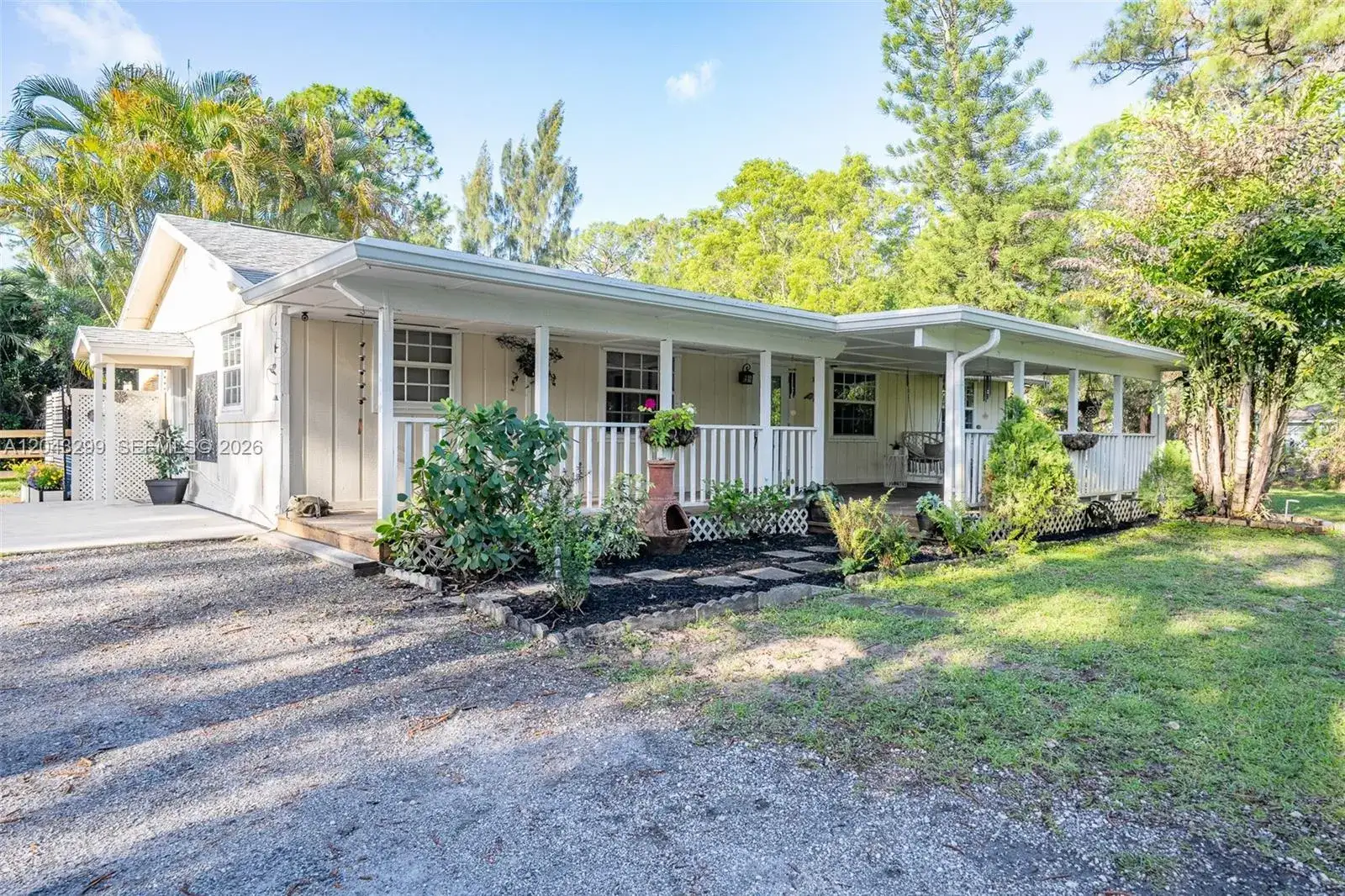 3 bedroom 2 bath Residential for sale at 15160 Scotts Pl, Loxahatchee FL 33470
