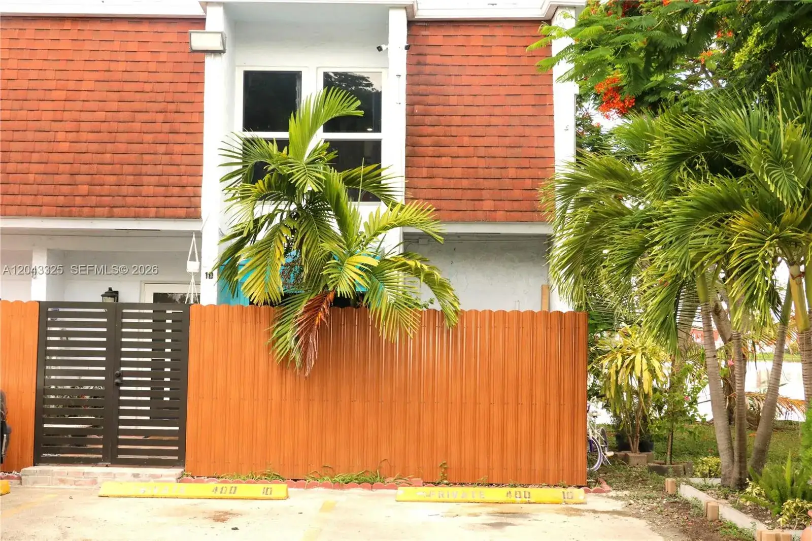 3 bedroom 2 bath Residential for sale at 400 NW 107th Ave # 10C, Miami FL 33172