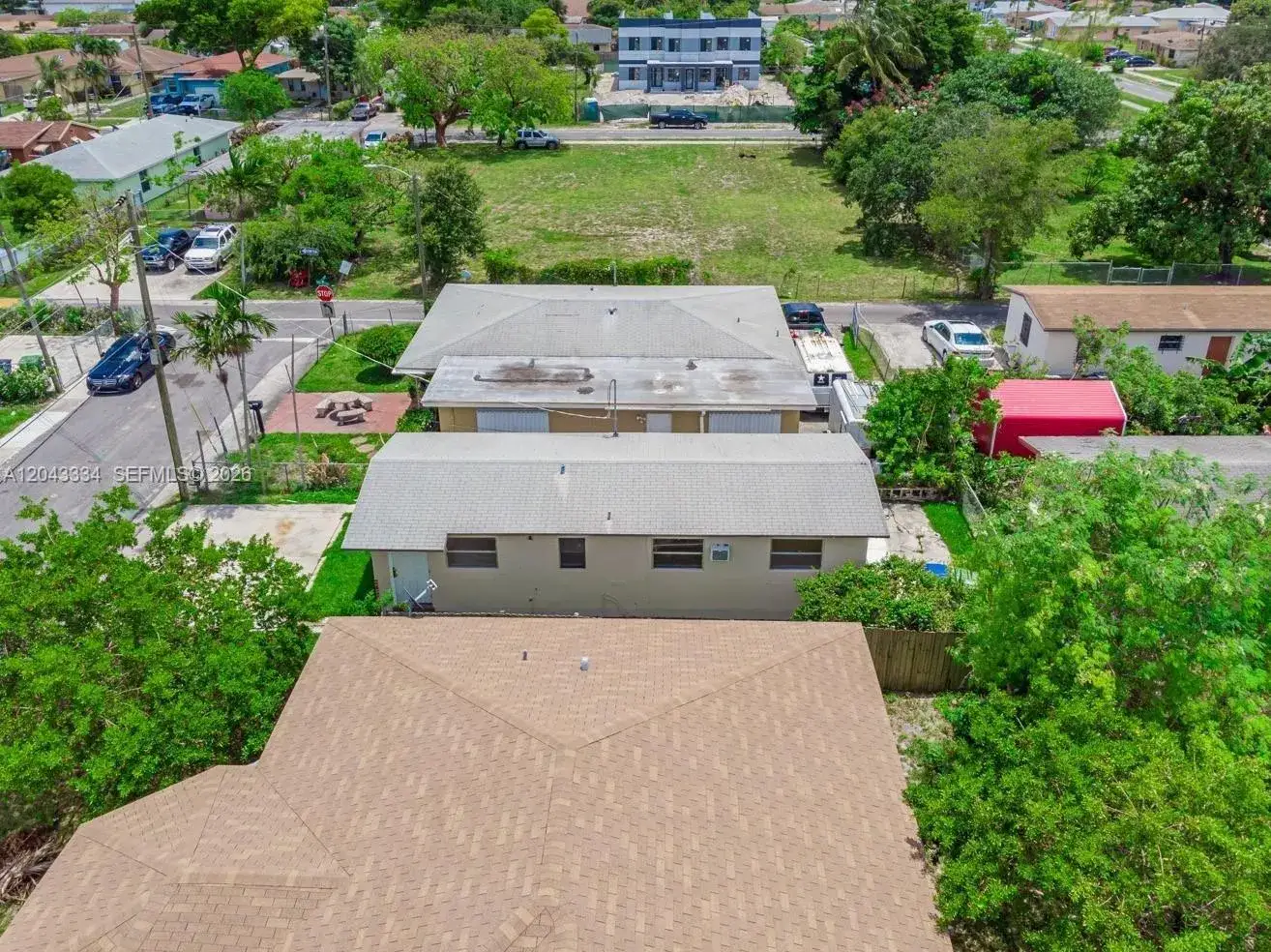 2 bedroom 1 bath Residential for sale at 805 NW 3rd Ter, Hallandale Beach FL 33009