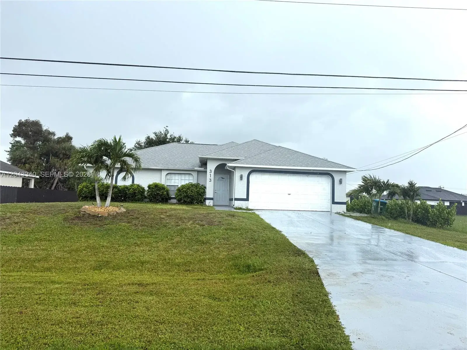 3 bedroom 2 bath Residential for sale at 313 NW 16 PL, Cape Coral FL 33993