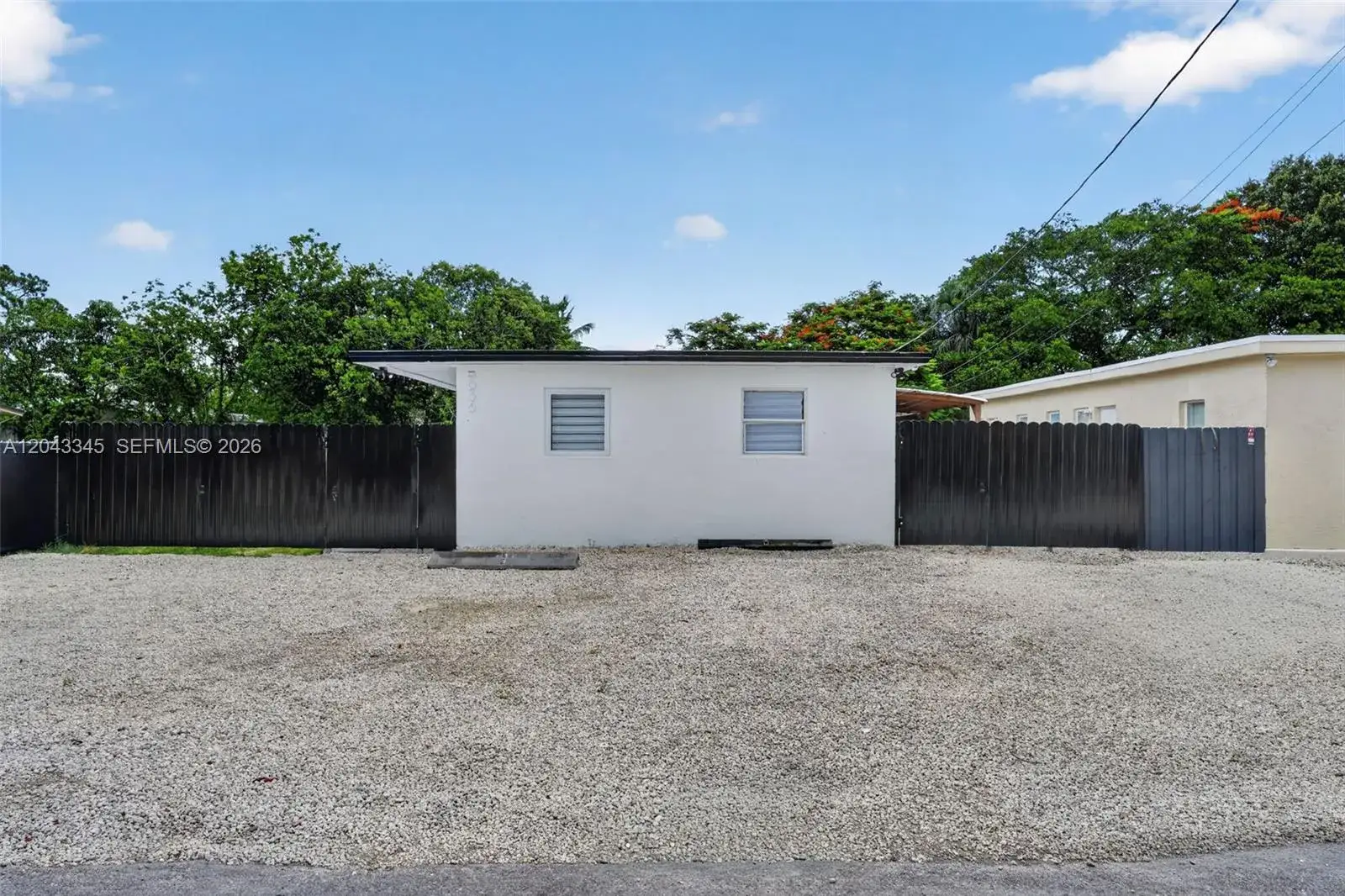 2 bedroom 1 bath Residential Lease for rent at 636 NW 14th Ter # 636, Fort Lauderdale FL 33311