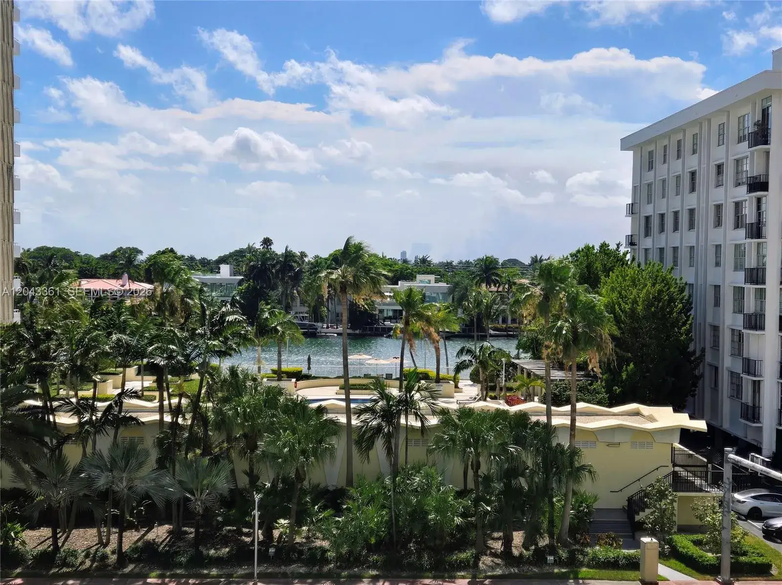 2 bedroom 2 bath Residential for sale at 5601 Collins Ave # 520, Miami Beach FL 33140
