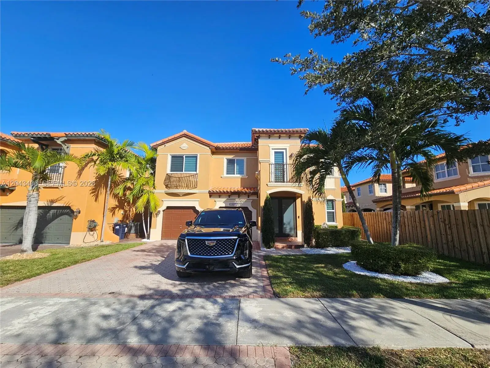 5 bedroom 4 bath Residential Lease for rent at 15561 SW 31st Ln # 0, Miami FL 33185