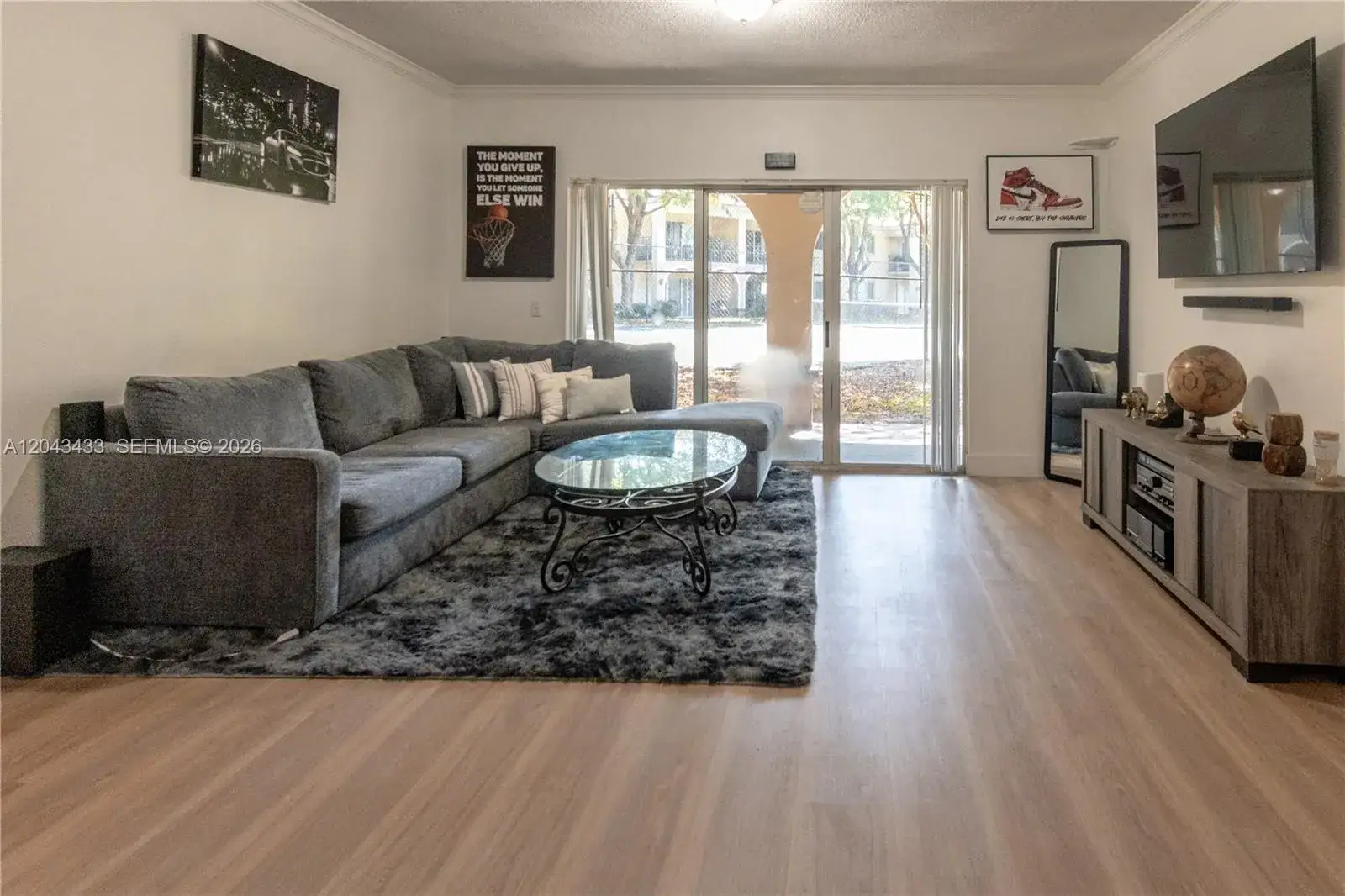 1 bedroom 1 bath Residential for sale at 2482 Centergate Dr # 104, Miramar FL 33025