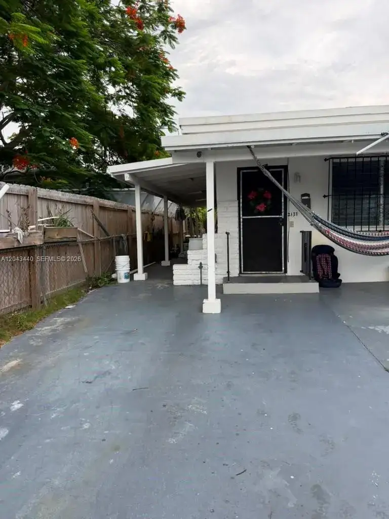 2 bedroom 1 bath Residential Lease for rent at 2137 NW 1st Ter, Miami FL 33125