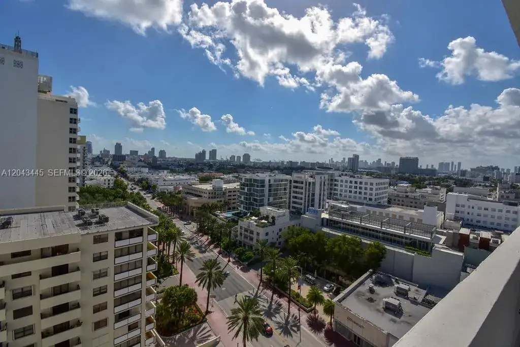 1 bedroom 1 bath Residential Lease for rent at 100 Lincoln Rd # 1507, Miami Beach FL 33139