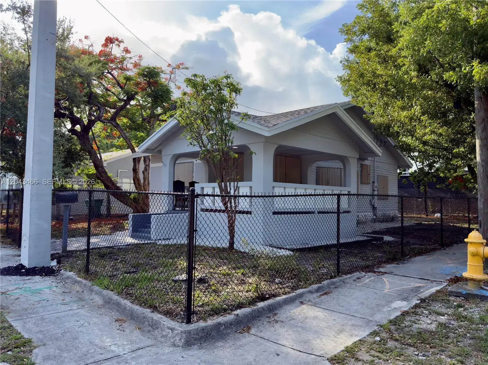 3 bedroom 1 bath Residential Lease for rent at 103 NW 35th St, Miami FL 33127