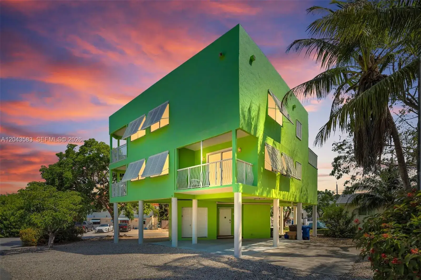 3 bedroom 2 bath Residential for sale at 19 Park Drive, Key Largo FL 33037