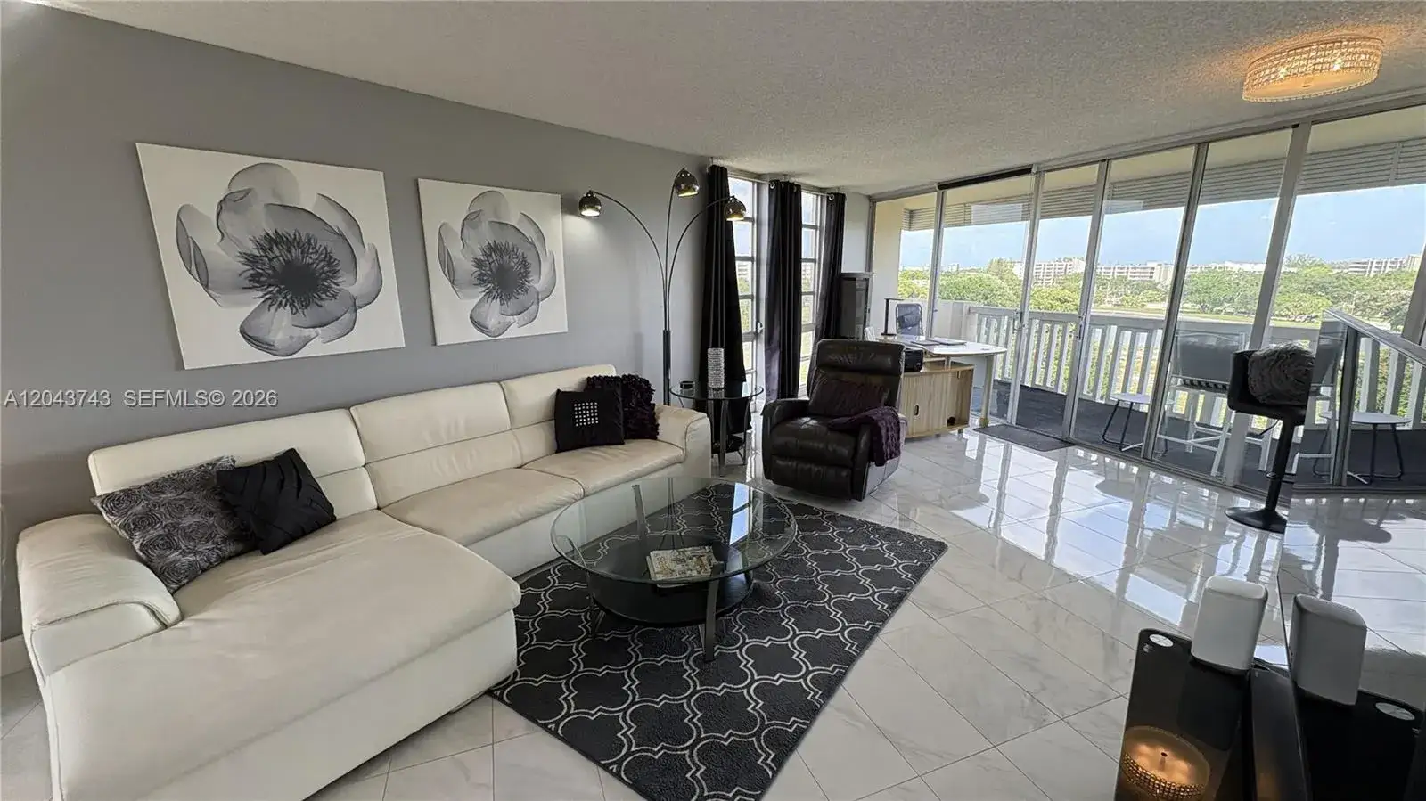 2 bedroom 2 bath Residential for sale at 6901 Environ Blvd # 6C, Lauderhill FL 33319
