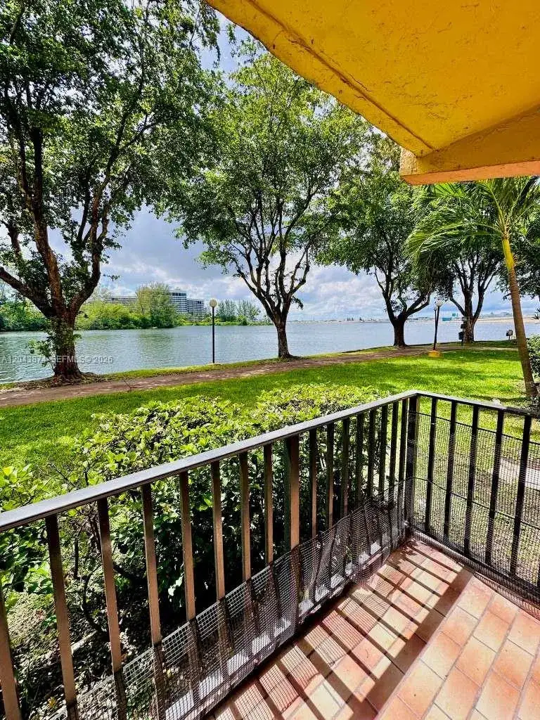 2 bedroom 2 bath Residential Lease for rent at 4805 NW 7th St # 15, Miami FL 33126