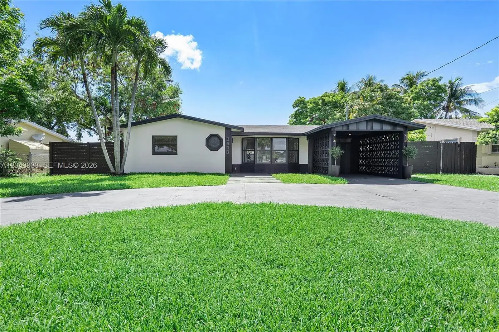 3 bedroom 3 bath Residential Lease for rent at 3430 NW 21st Ave # 3430, Oakland Park FL 33309