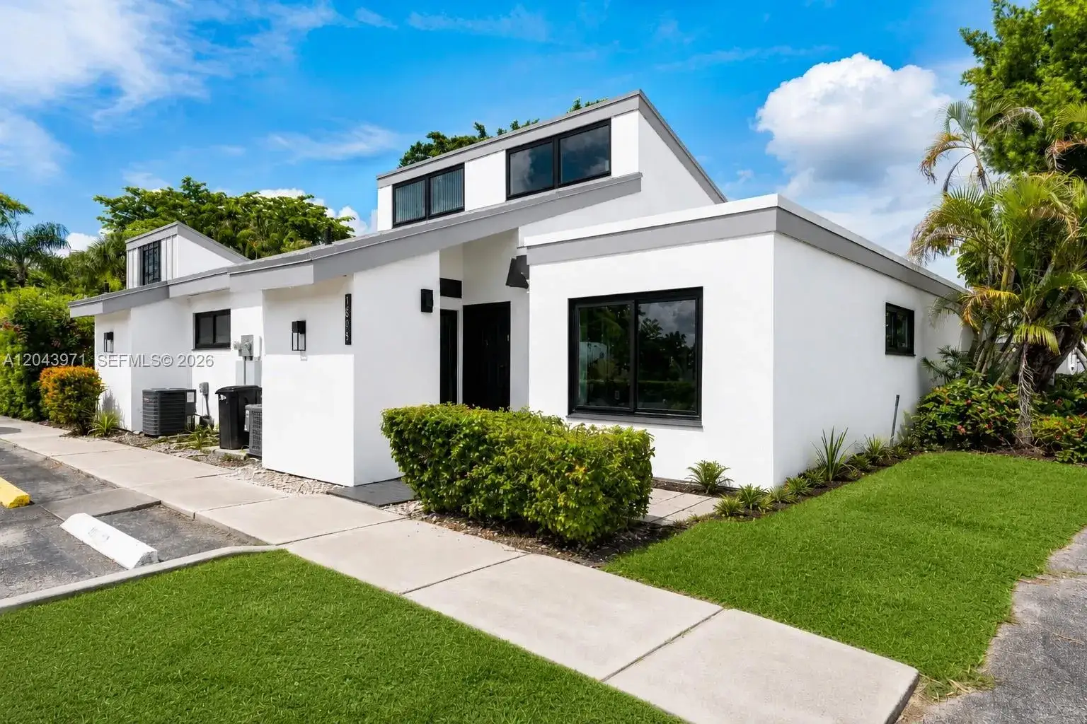 2 bedroom 2 bath Residential for sale at 1709 NW 72nd Ave # 66, Plantation FL 33313