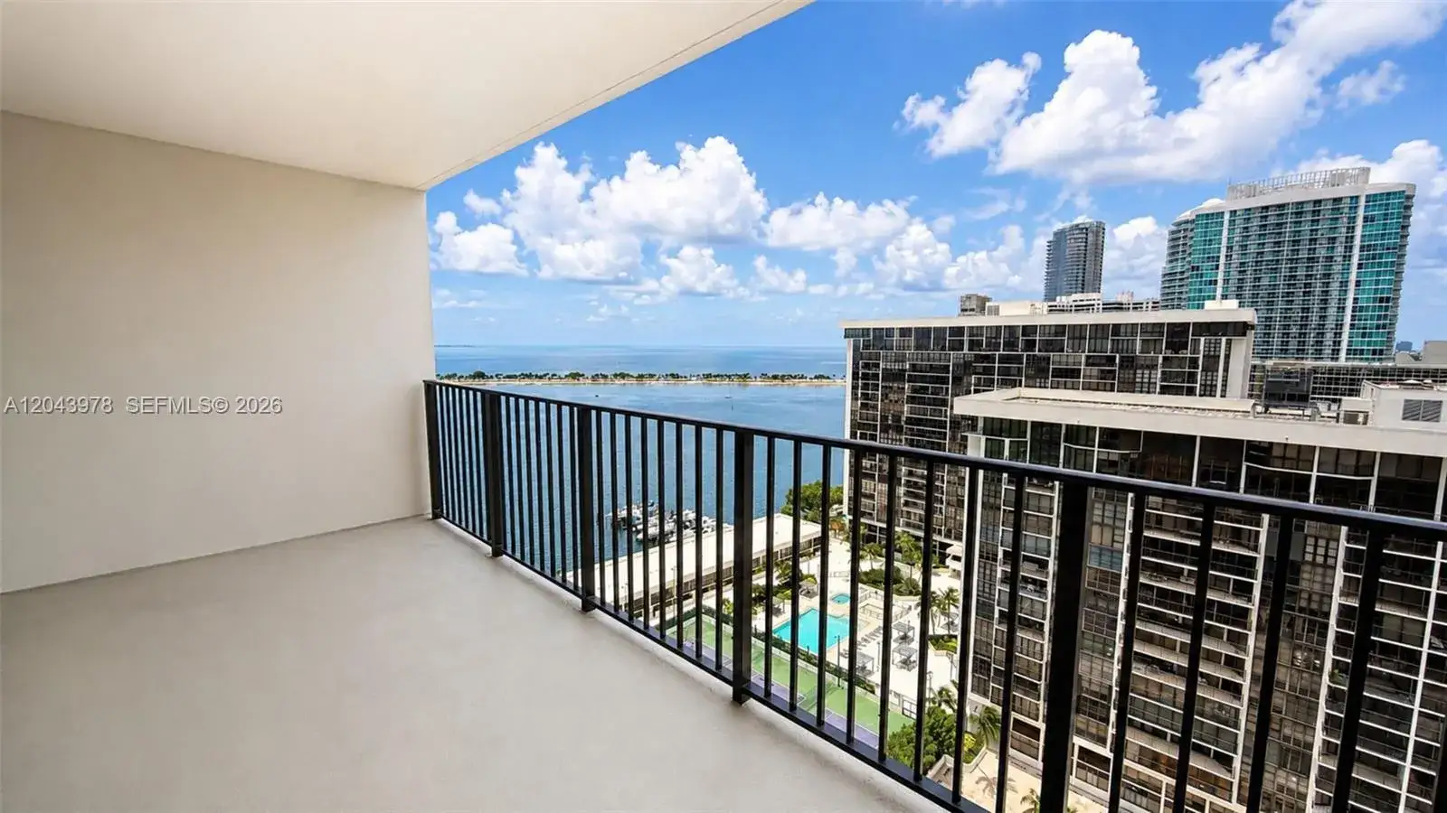 1 bedroom 1 bath Residential for sale at 1901 Brickell Av # B2203, Miami FL 33129