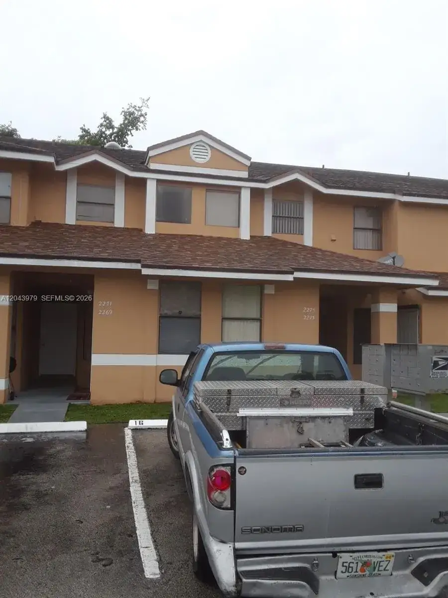 2 bedroom 2 bath Residential Lease for rent at 2271 SW 80th Ter # 2271, Miramar FL 33025