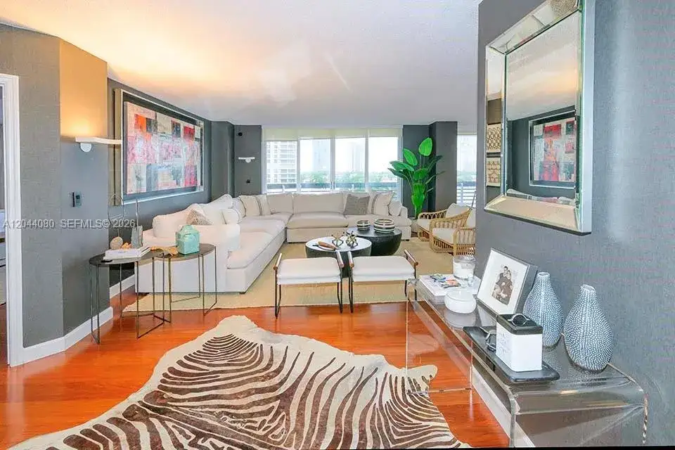 2 bedroom 2 bath Residential Lease for rent at 3600 Mystic Pointe Dr # 718, Aventura FL 33180