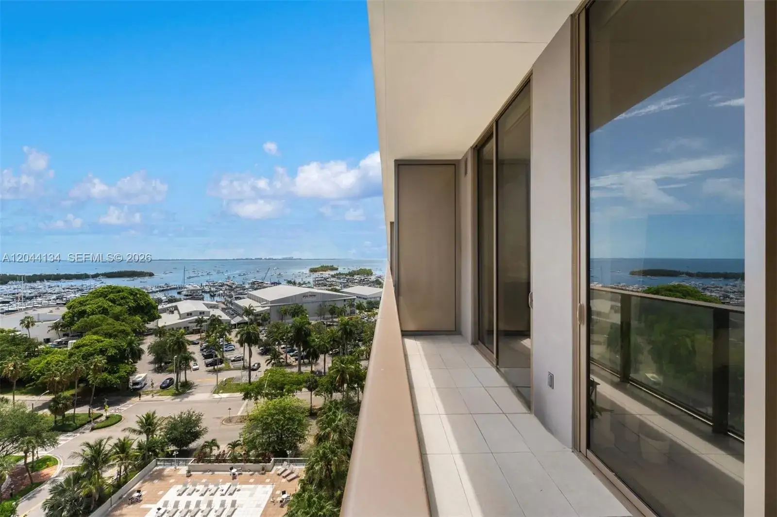 1 bedroom 1 bath Residential for sale at 2655 S Bayshore Dr # 908, Miami FL 33133