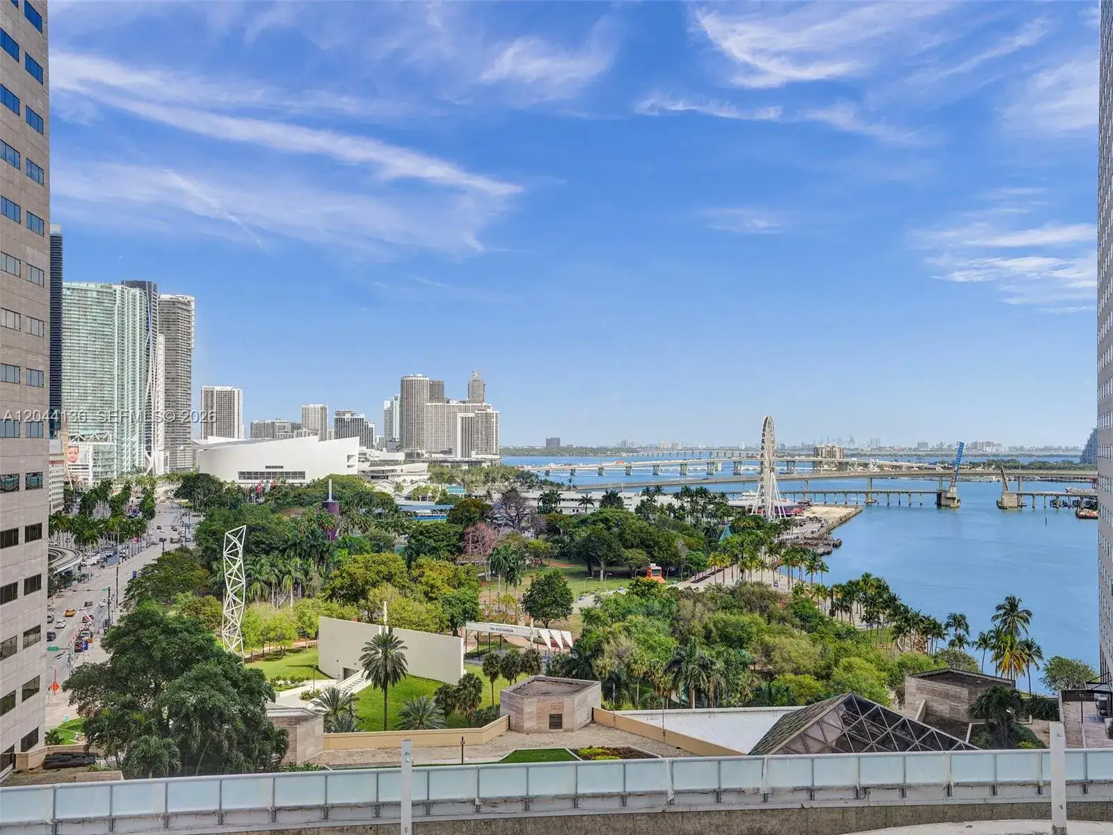 1 bath Residential Lease for rent at 325 S Biscayne Blvd # 1520, Miami FL 33131