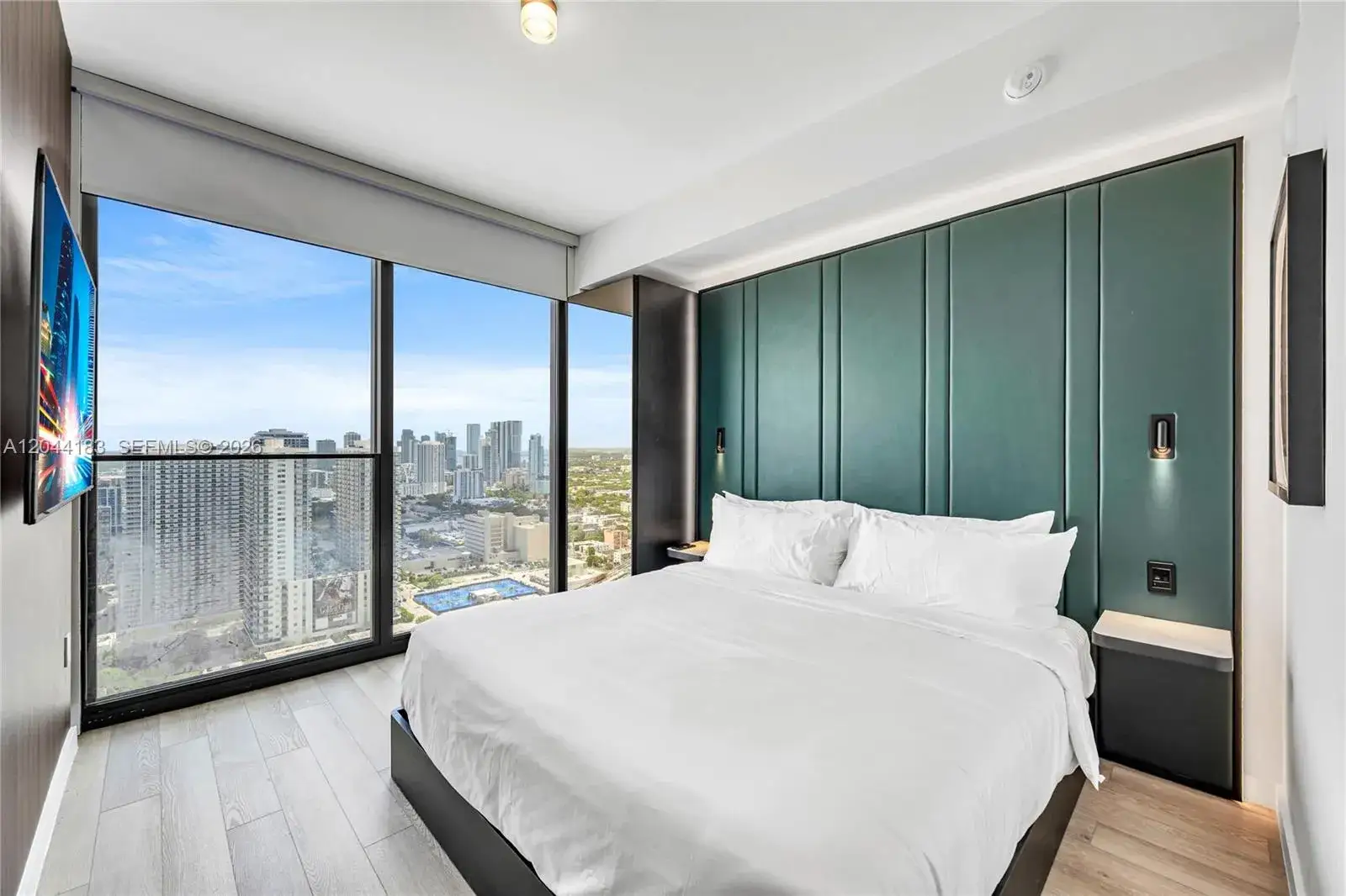 1 bath Residential Lease for rent at 20 NE 11th, Miami FL 33132