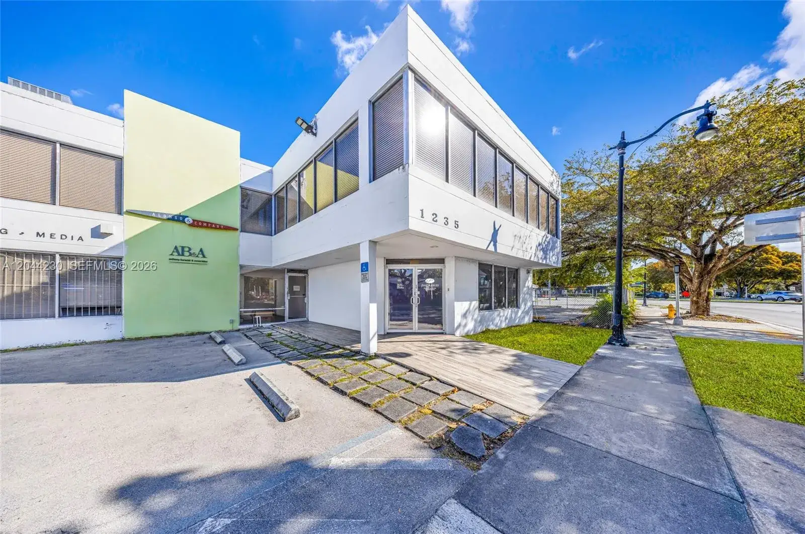 Commercial Sale for sale at 1235 SW 22nd St, Miami FL 33145