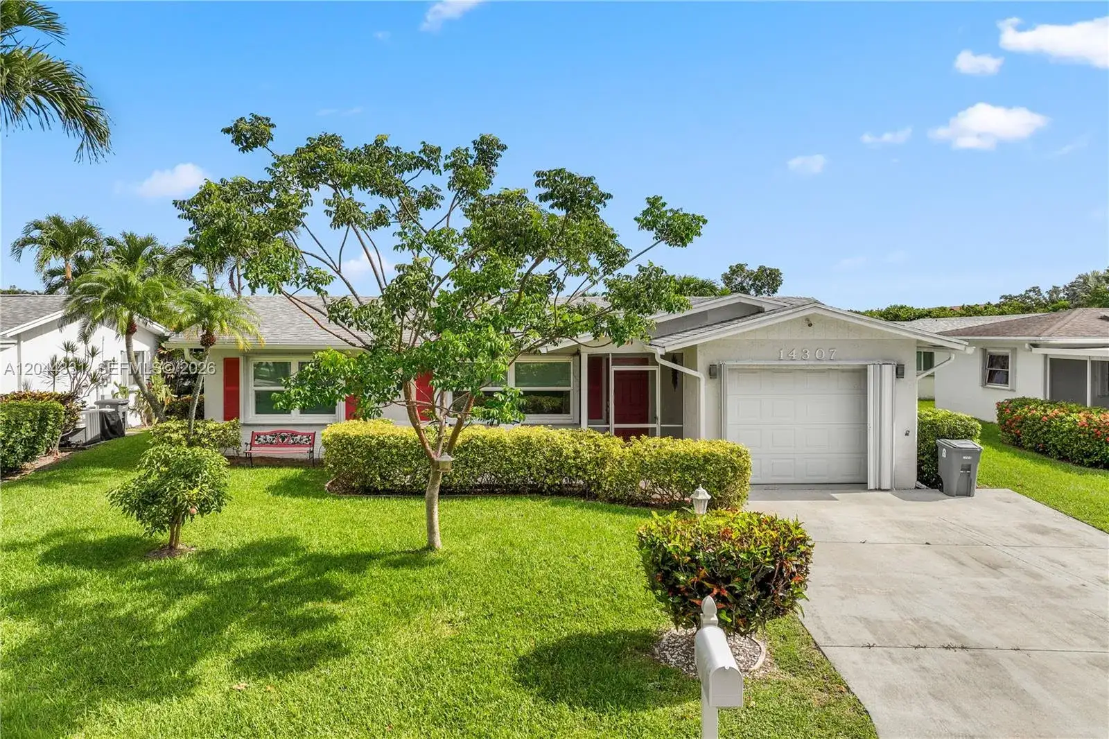 2 bedroom 2 bath Residential for sale at 14307 Amapola Dr, Delray Beach FL 33484
