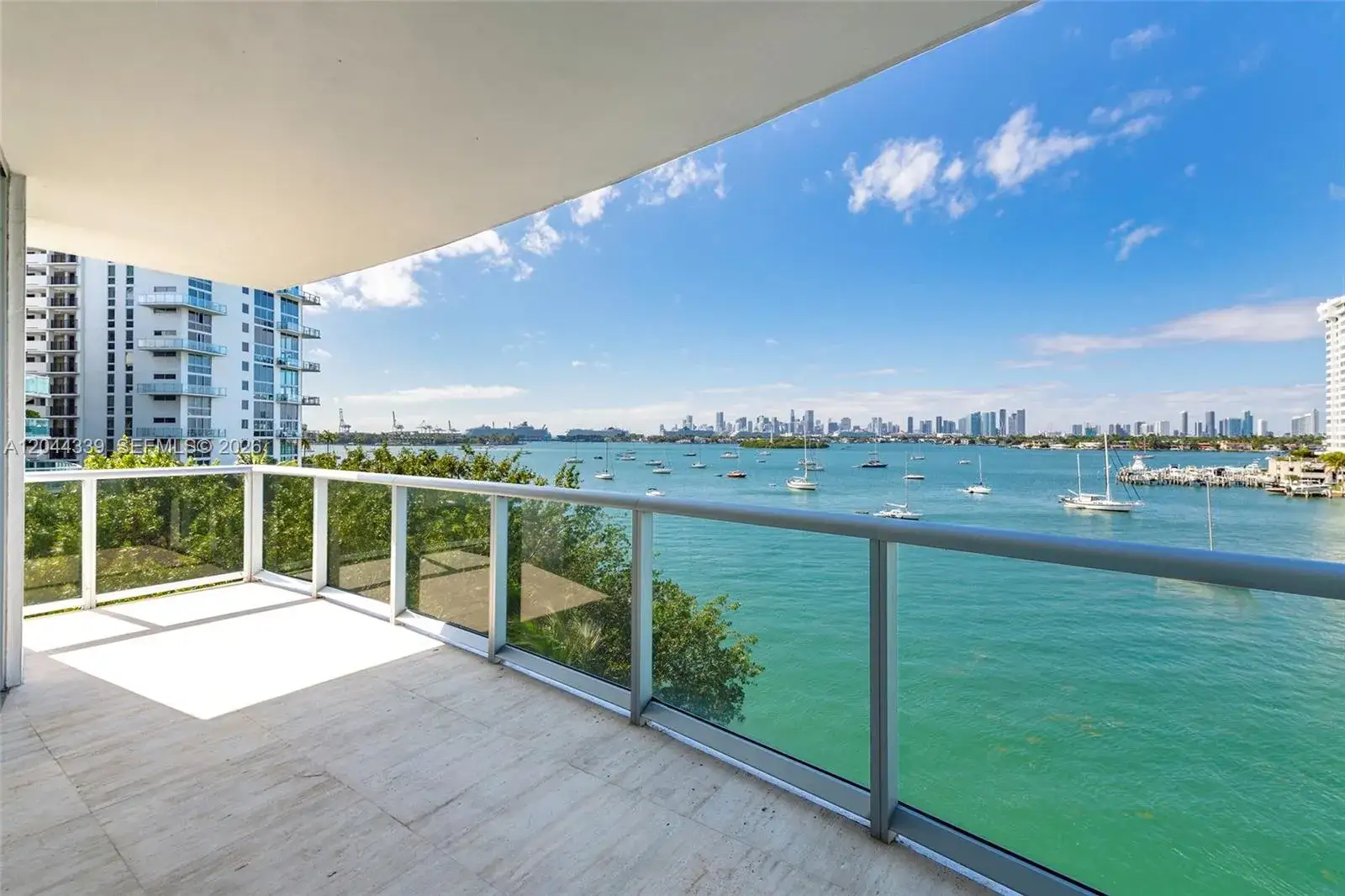 3 bedroom 2 bath Residential Lease for rent at 1470 16th St # 401, Miami Beach FL 33139