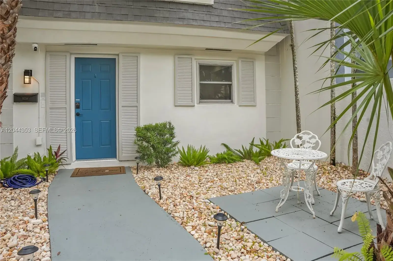 3 bedroom 2 bath Residential Lease for rent at 9015 SW 96 Ave # 1, Miami FL 33176