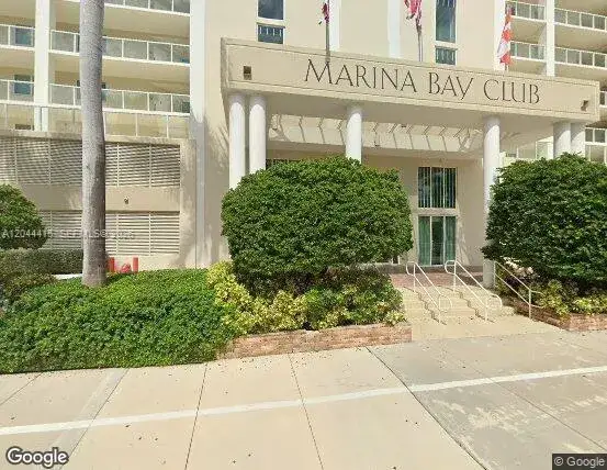 1 bedroom 1 bath Residential for sale at 18100 N Bay Rd # 304, Sunny Isles Beach FL 33160