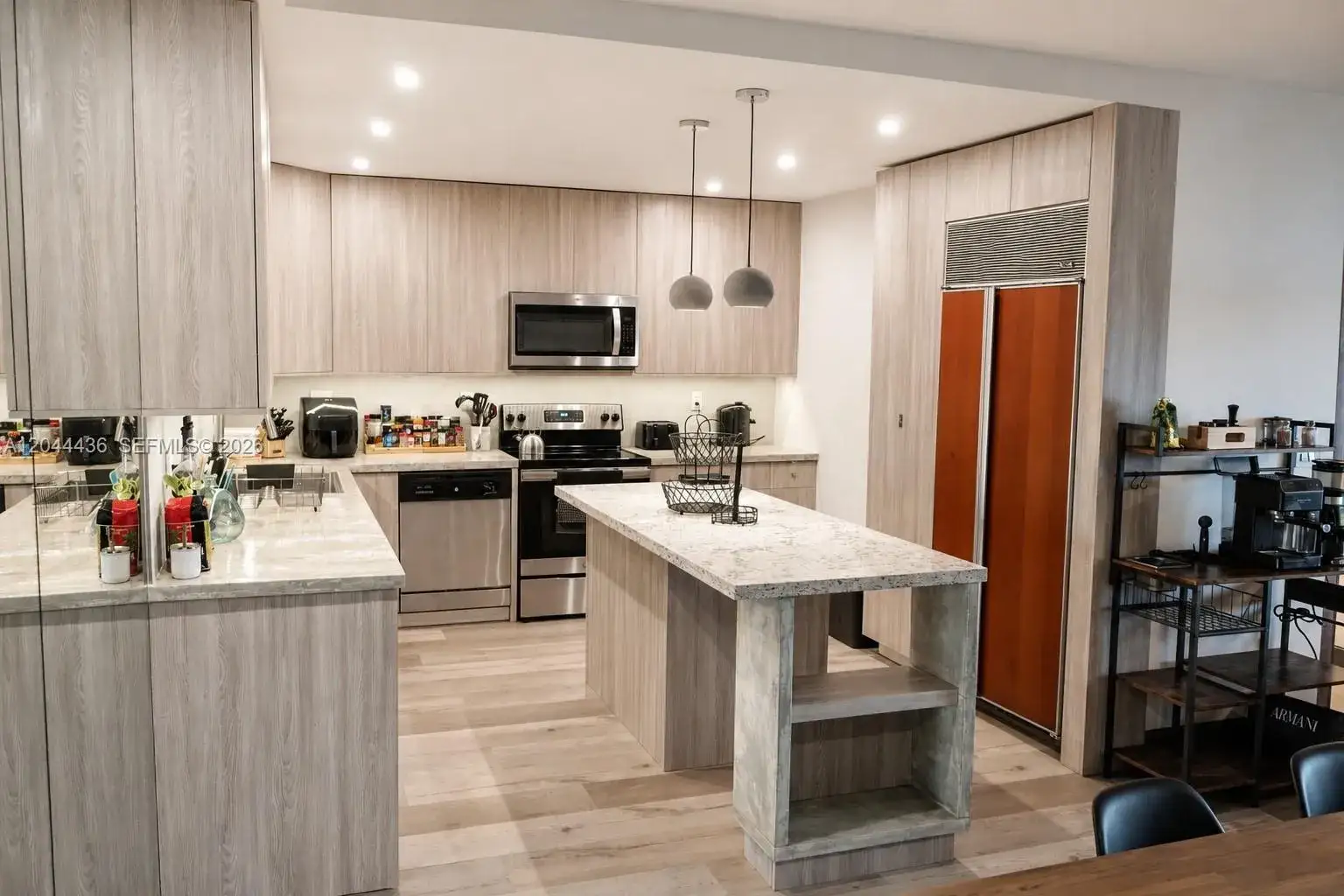 2 bedroom 2 bath Residential for sale at 770 NE 199th St # 107F, Miami FL 33179