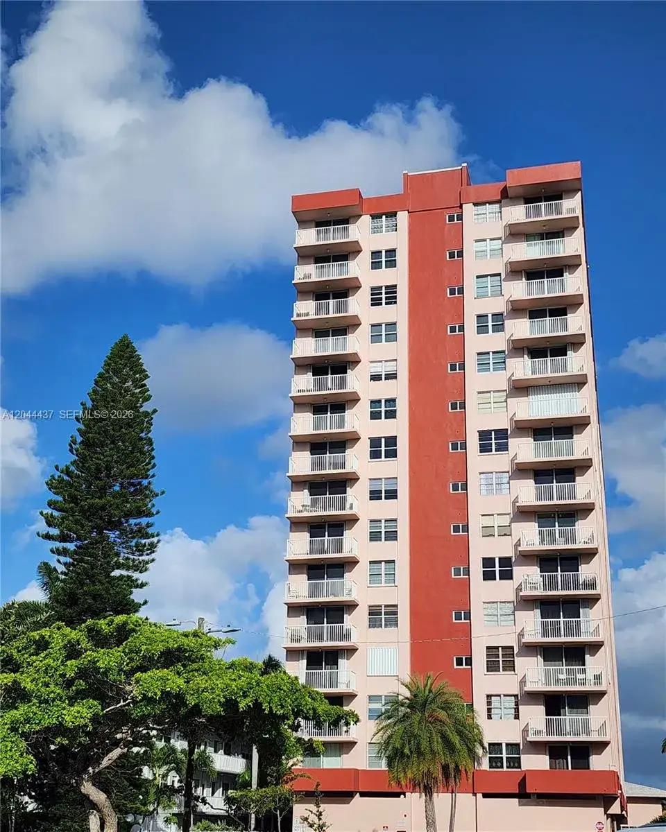 2 bedroom 2 bath Residential Lease for rent at 3161 S Ocean Dr # 301, Hallandale Beach FL 33009
