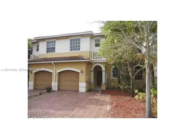 3 bedroom 2 bath Residential Lease for rent at 5028 SW 141st Ave # 5028, Miramar FL 33027