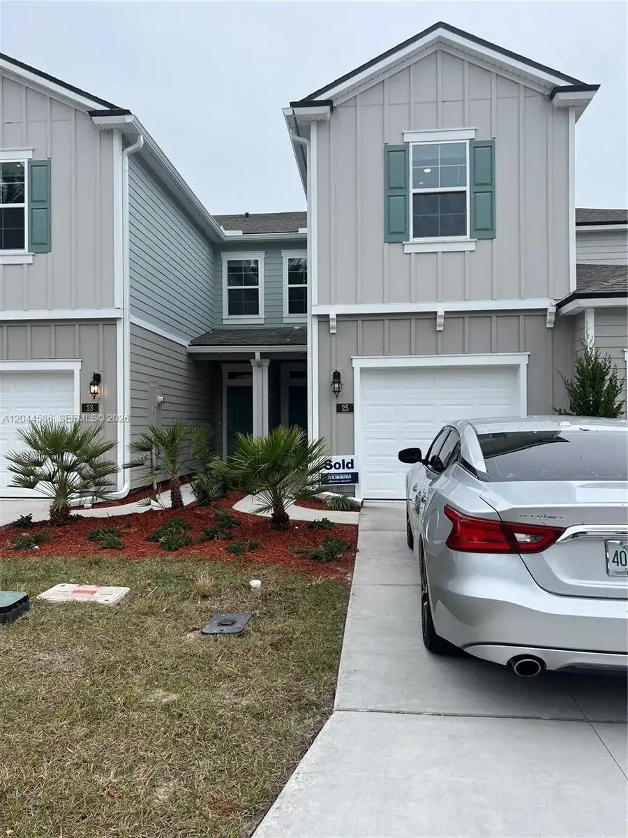 3 bedroom 2 bath Residential Lease for rent at 25 Redbud Rd, Palm Coast FL 32137