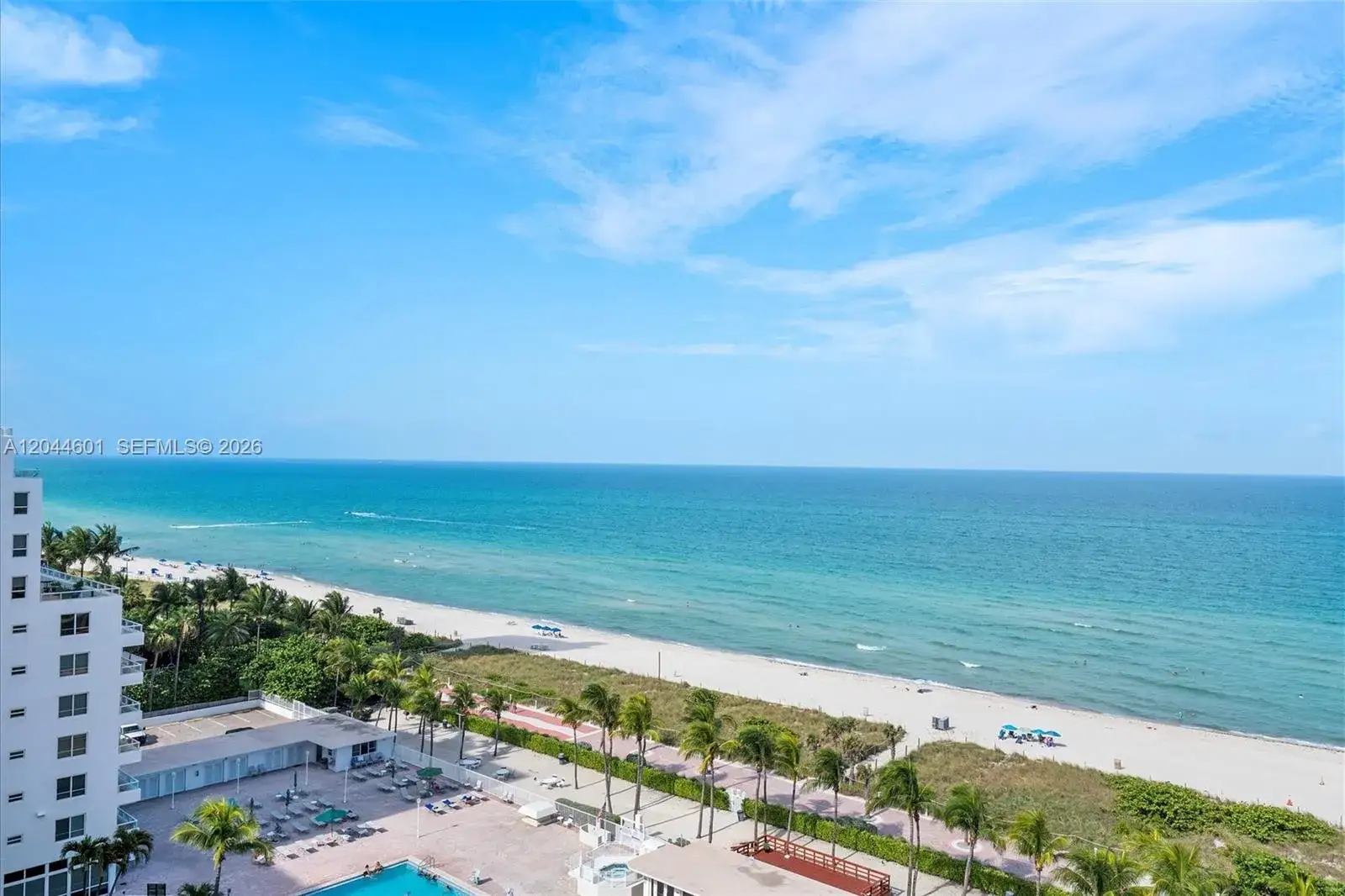 2 bedroom 2 bath Residential Lease for rent at 5001 Collins Ave # 9H, Miami Beach FL 33140