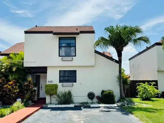 3 bedroom 2 bath Residential for sale at 635 NW 97th Pl, Miami FL 33172